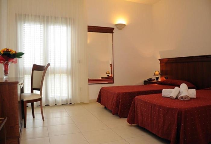 Agri Hotel Conte Salentino Sant Isidoro  Exterior photo
